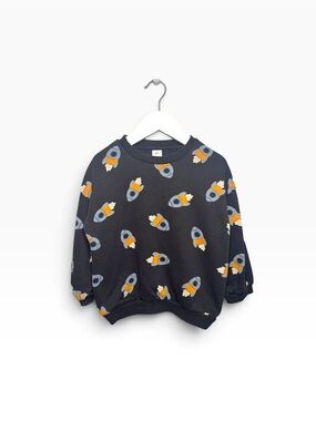 ⭐️ 5/$30 H&M Kids Sweater size 4T